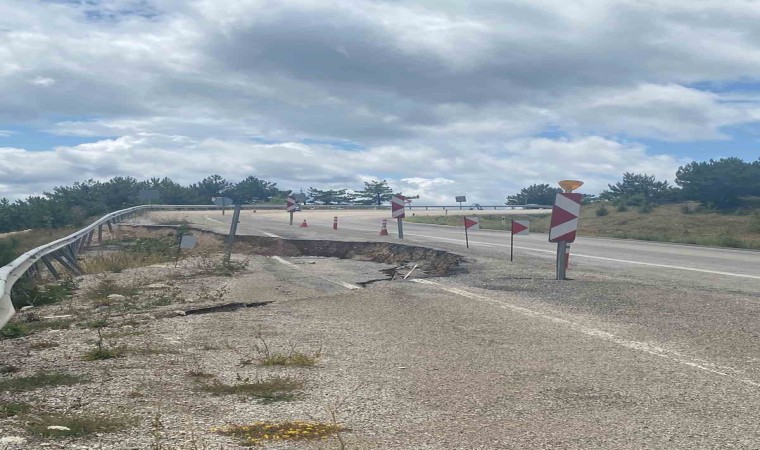 Göynükte geçen yıl çöken yol yapılmayı bekliyor