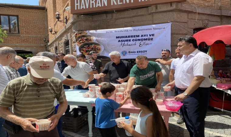 Havran Belediyesinden aşure hayrı