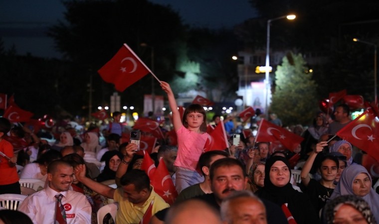 İnegöl 15 Temmuzun yıl dönümünde yine meydanlarda