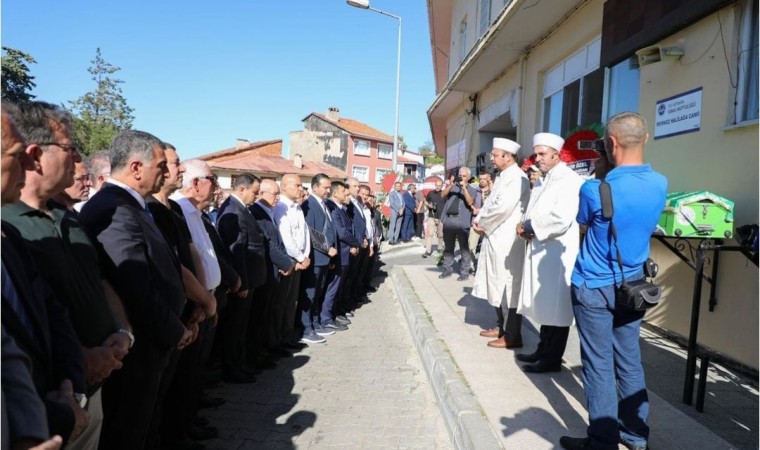 İsmail Küçükkayanın annesi Halise Küçükkaya, son yolculuğuna uğurlandı