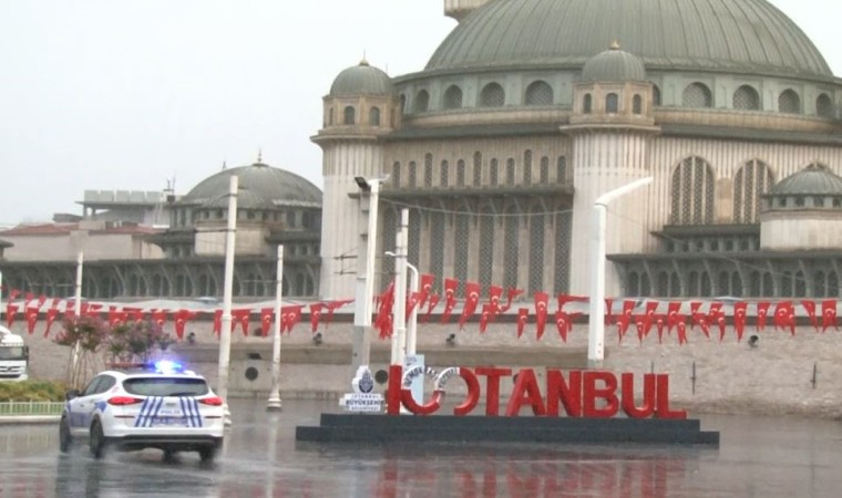 İstanbulda yağmur etkisini sürdürdü