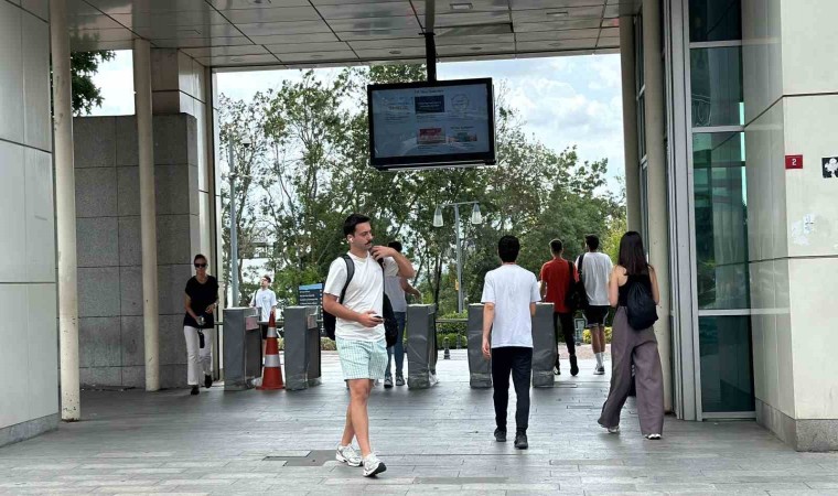 İTÜde yangın paniği: O sırada havuzda bulunan çocuklar ve aileleri tahliye edildi