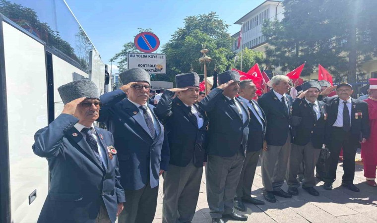 Kıbrıs gazileri KKTCde Kıbrıs Barış Harekatının 50. yıldönümü etkinliklerine katılacak