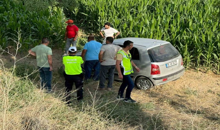 Konyada otomobil şarampole uçtu: 2 yaralı