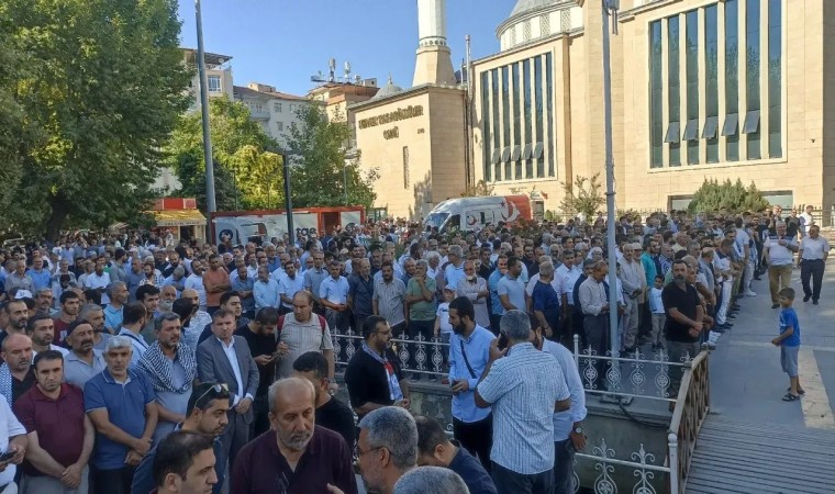 Malatyada Haniye için gıyabi cenaze namazı kılındı