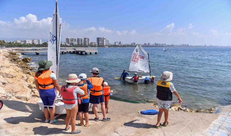 Mersindeki Su Sporları Merkezi büyük ilgi görüyor