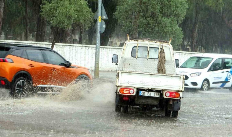 Meteorolojiden Muğla için kuvvetli yağış uyarısı