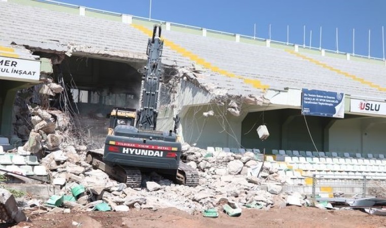 Muğla Atatürk Stadyumunda yenileme çalışmaları başladı