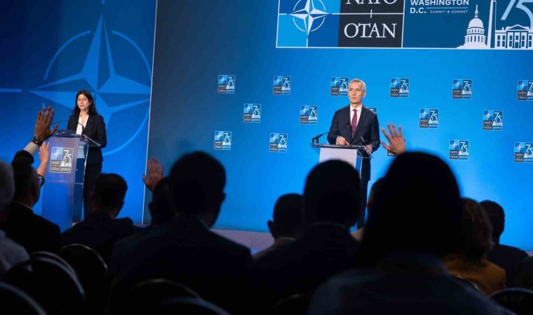 NATO Genel Sekreteri Stoltenberg: “Ukraynanın kazanması için temelleri atıyoruz”