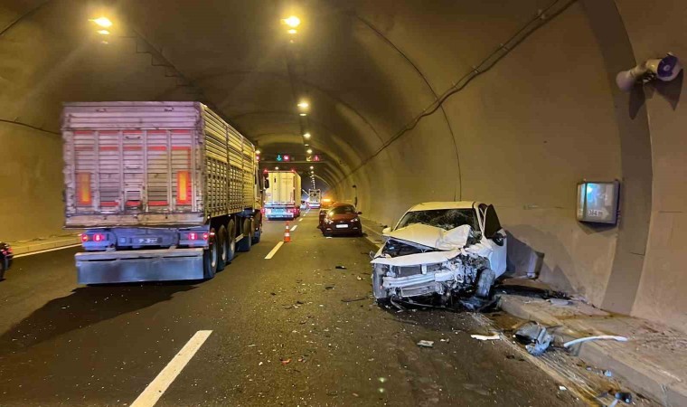 Niğde-Adana Otoyolunda trafik kazası: 4 yaralı