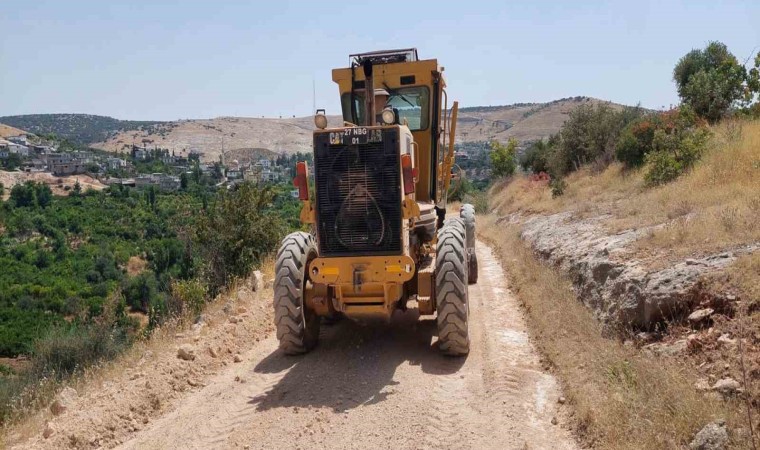 Nizip Belediyesinin kırsaldaki hizmetleri sürüyor