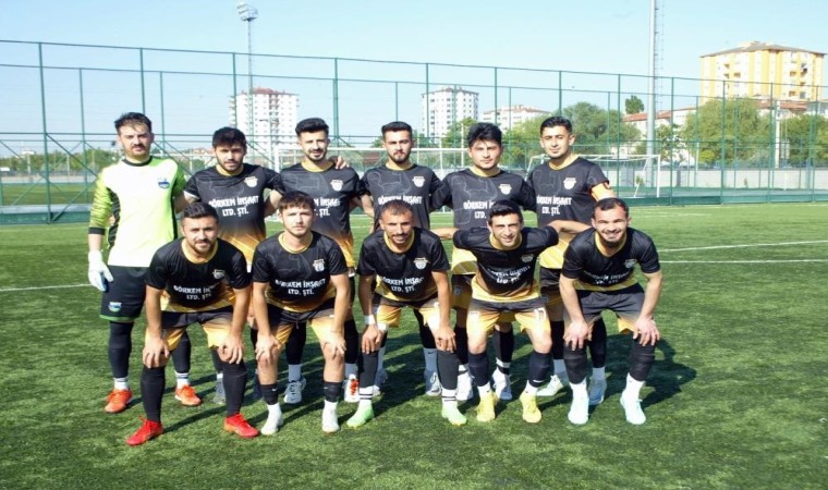 Ömürspor ilk sezonunda ligi namağlup tamamladı