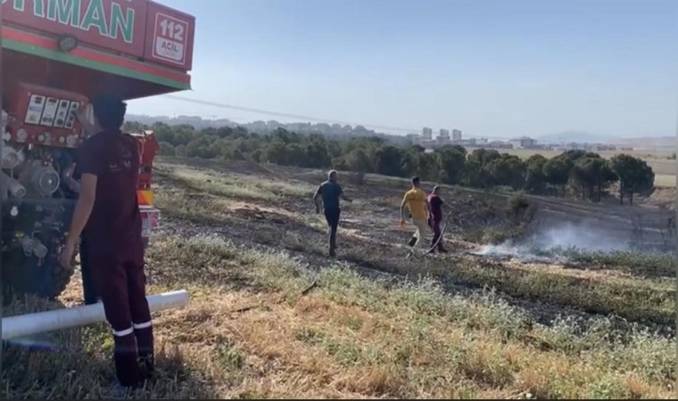 Osmaniyede ormana yakın bölgede çıkan anız yangını büyümeden söndürüldü