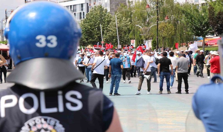 Polis barikat kurarak yürüyüşe izin vermedi: Yalnızca 10 kişi Boludan Ankaraya yola çıktı