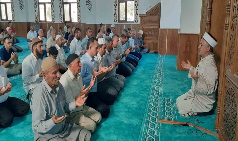 Samsatta merkez cami ibadete açıldı