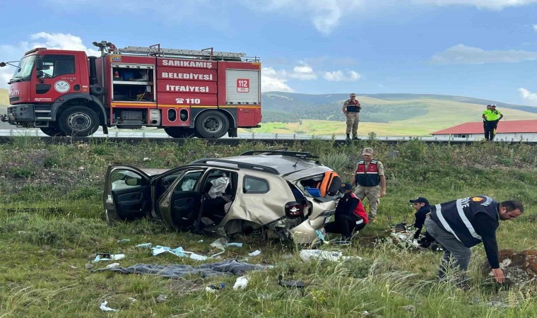 Sarıkamışta trafik kazası: 3 yaralı