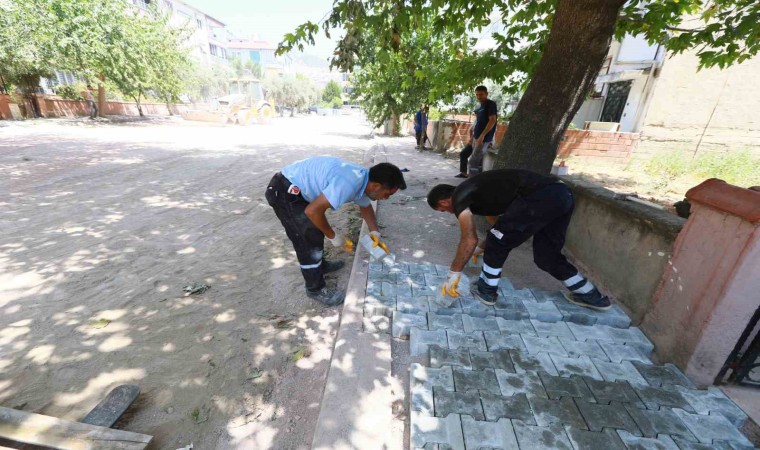 Selçuk Eşref Arnada yol yenileme çalışmaları başladı