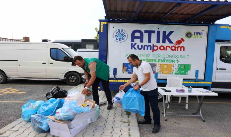 Selçukluda atıklar, ev ekonomisine katkı sağlıyor