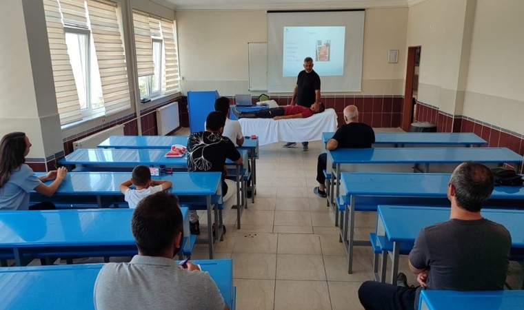 Simavda Lumbar Bölge Tedavisi konulu workshop çalışması