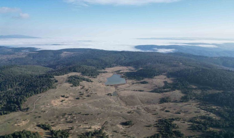 Tarihi, doğal güzelliği ile büyüleyen yayla ve gölet; tabiat parkı olmaya aday