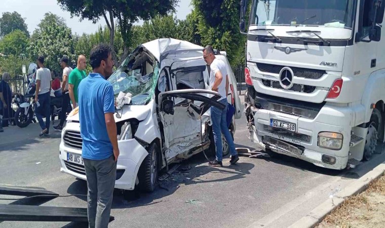 Tarsusta trafik kazası: 1 kişi hayatını kaybetti