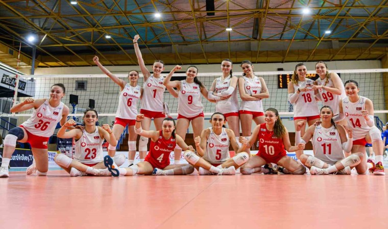 U18 Kadın Voleybol Milli Takımı, Litvanyayı 3-1 mağlup etti