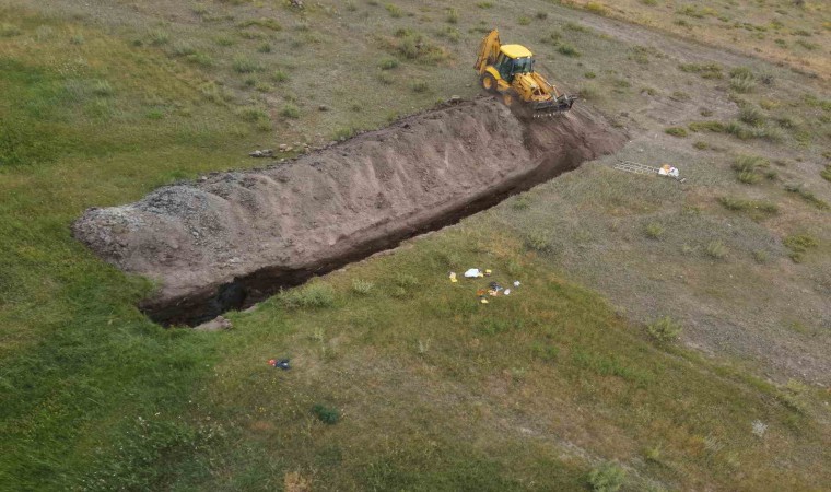 Vandaki aktif faylar, hendek kazılıp ulaşılarak araştırılıyor