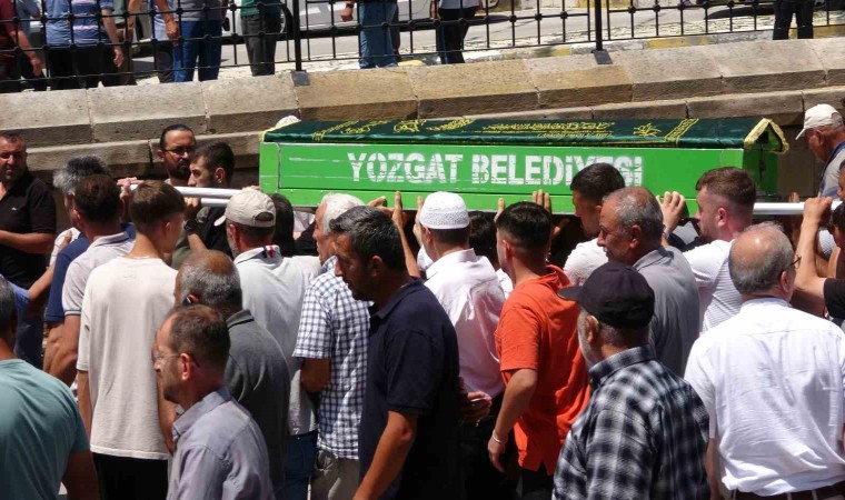 Yozgatta kazada ölen 4 kişi son yolculuğuna uğurlandı