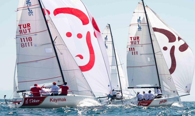 12. TAYK Slam-Eker Olympos Regatta Yelken Yarışlarında, J/70 sınıfı yarışları tamamladı