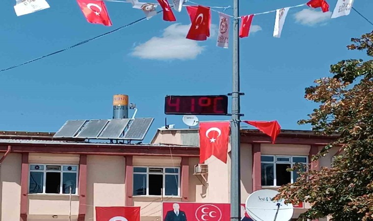 Afyonkarahisarda hava sıcaklığı 41 dereceye çıktı