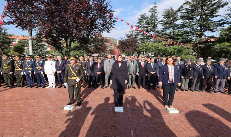 Afyonkarahisarda Zafer Bayramı kutlamaları başladı