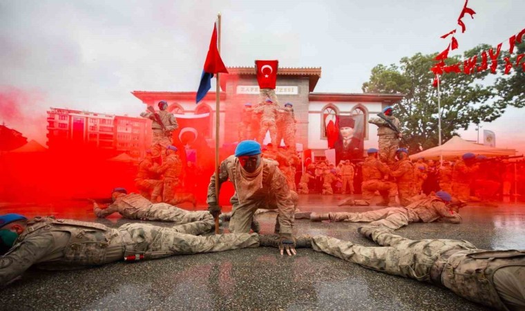 Afyonkarahisarın düşman işgalinden kurtuluşunun 102. yılı kutlandı