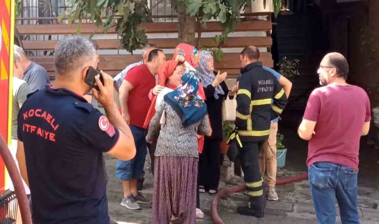 Ağlatan yangın: 1i bebek 4 kişi dumandan etkilendi