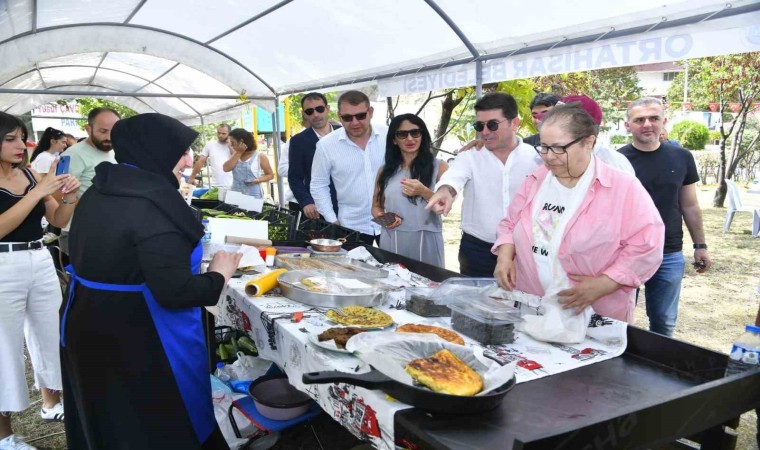 Akoluk Köy Ürünleri Pazarı ve Kahvaltı Yerine büyük ilgi