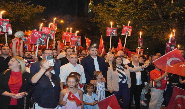 Ataşehirde 30 Ağustos Zafer Bayramı coşkuyla kutlandı