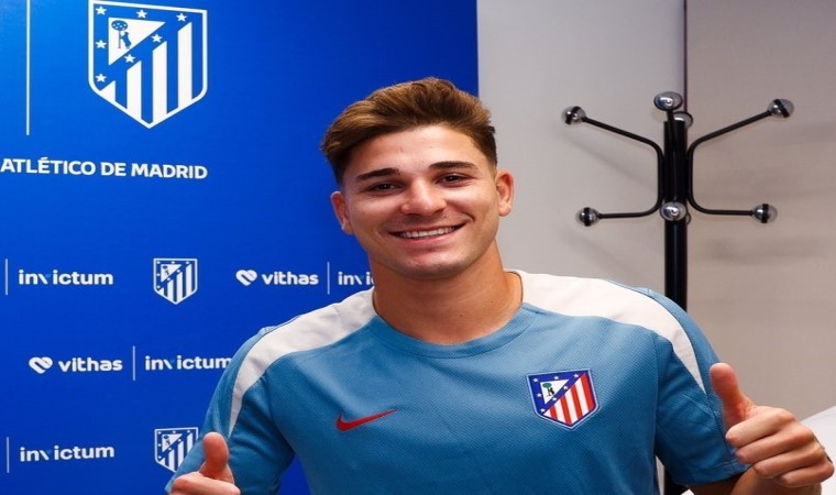 Atletico Madrid, Julian Alvarezin transferini duyurdu