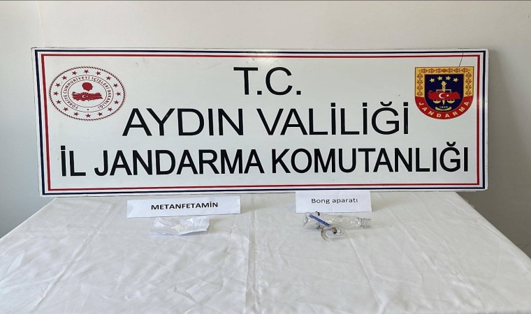 Aydında jandarma ekipleri uyuşturucuya geçit vermiyor