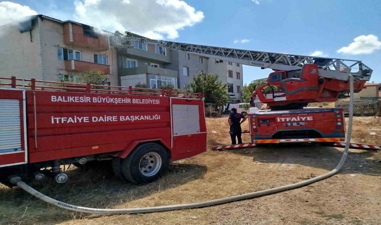 Bandırmada ocakta unutulan tencere yangına sebep oldu