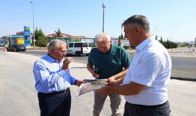 Başkan Büyükkılıç: Geceleri çalışıyor, gündüzleri trafiğe açıyoruz