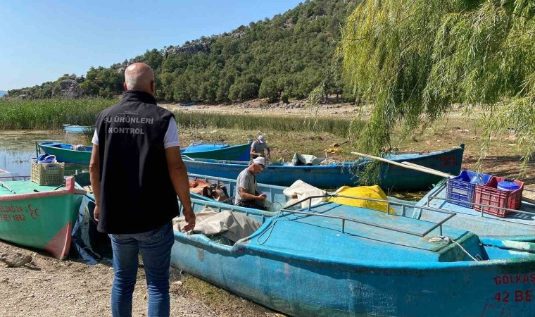 Beyşehir Gölünde balık boy yasağı denetimleri