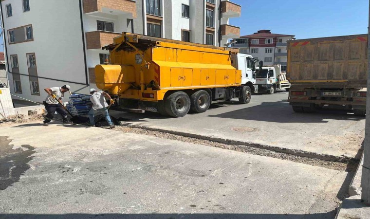 Bilecikte birçok noktada asfalt çalışması yapıldı