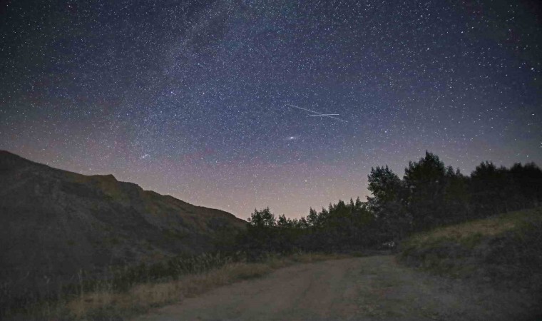 Bitliste perseid meteor yağmuru