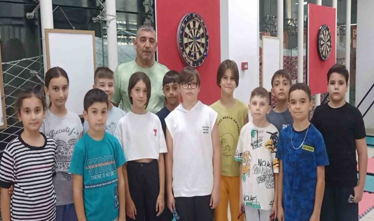 Bozüyükte dart sporuna ilgi artıyor