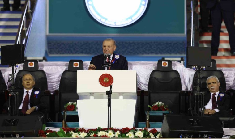 Cumhurbaşkanı Erdoğan: Bölücü terör örgütüne karşı mücadelede tarihi kazanımlar elde ettik