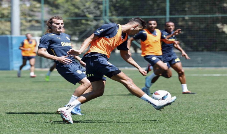 Fenerbahçe, Lille maçı hazırlıklarına başladı