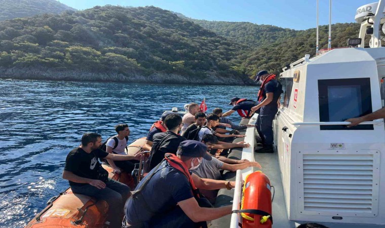 Fethiye Azizağa koyunda 48 düzensiz göçmen yakalandı