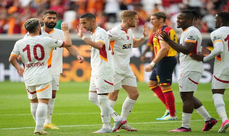 Galatasarayda hedef sezona kupa ile başlamak