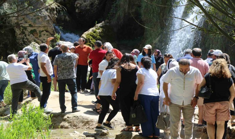 Girlevik Şelalesinde hafta sonu yoğunluk yaşandı