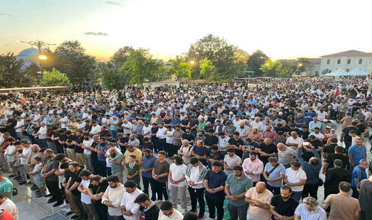 Haniyeye düzenlenen suikast yürüyüşle protesto edildi