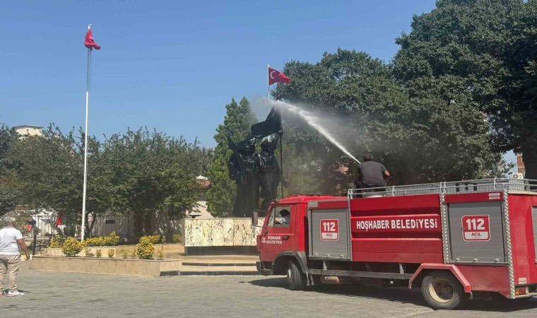 Iğdır Valiliği, 30 Ağustos Zafer Bayramı hazırlıklarında DEMli belediyenin itfaiye araçlarını kullanmadı